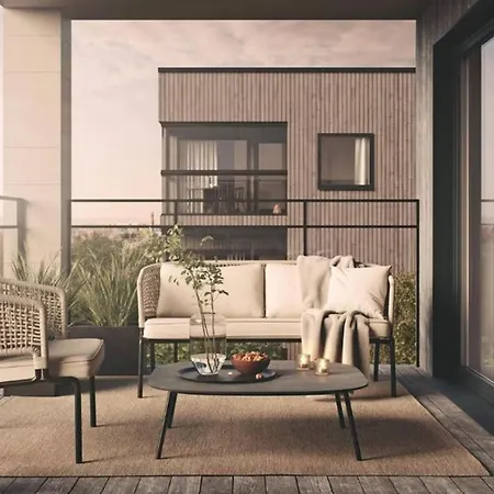 公寓 New, And Cosy Flat 10 Mins Drive To Airport *
